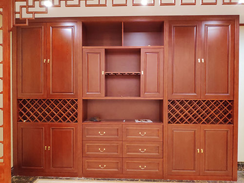 蒸湘中式家居装修之中式酒柜装修效果图